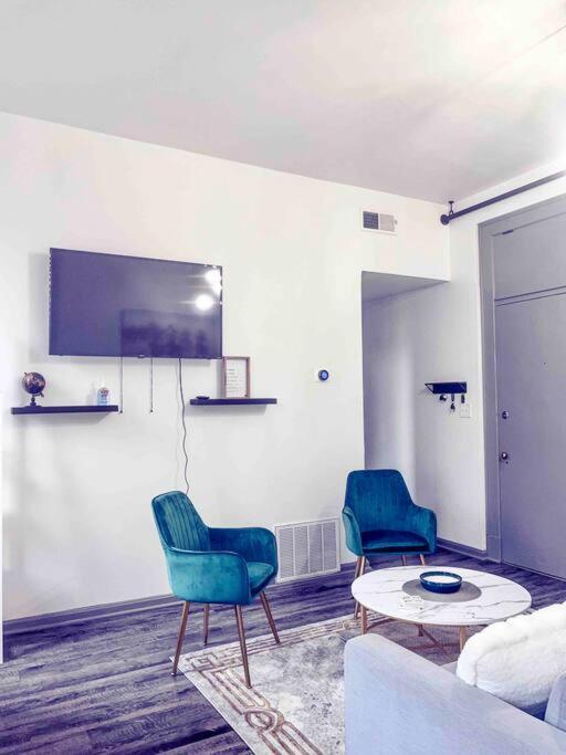 2Br Unit W/ Cinema Room In Nulu Louisville Exterior foto